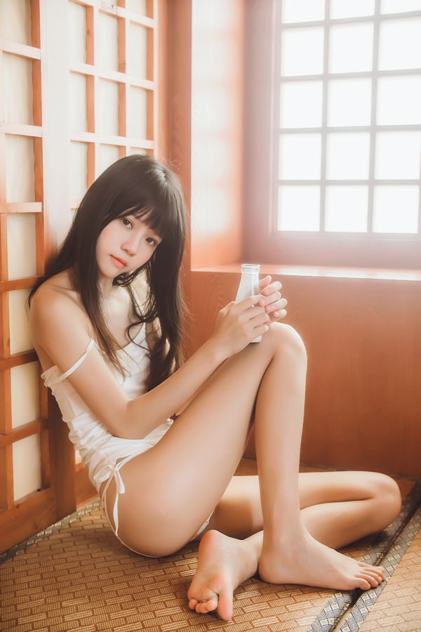PYQ00556.jpg