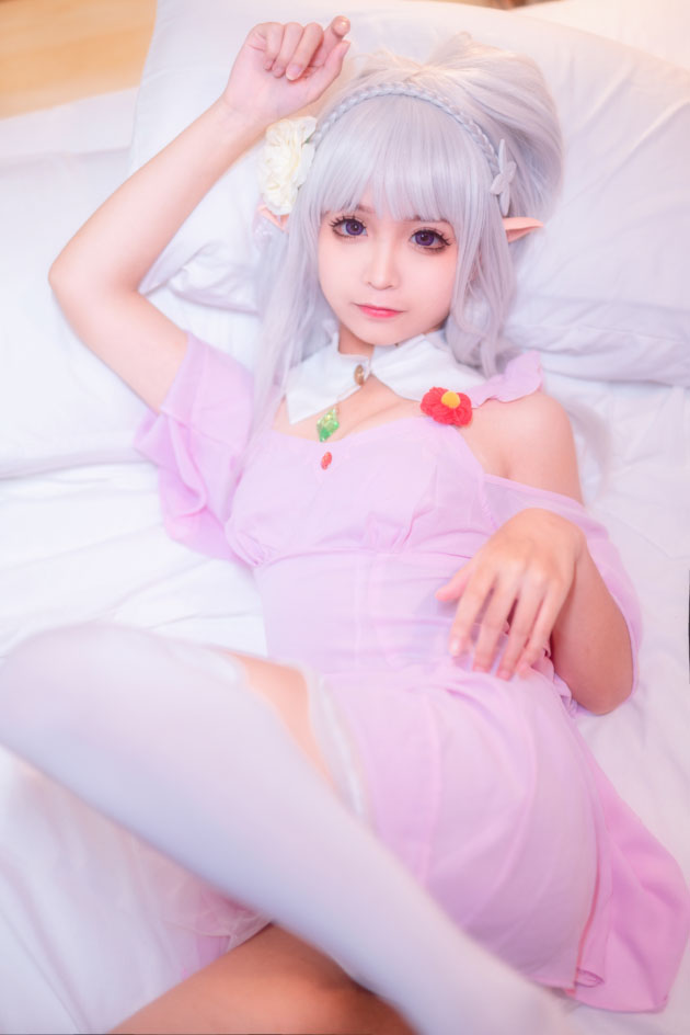 艾米莉亚的睡衣（27）.JPG