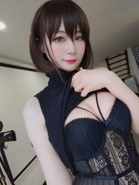 Coser小姐姐 白银81 NO.004 黑色包臀裙 [35P2V-305MB]