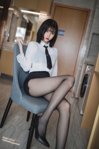 许岚LAN - NO.004 制fuO-L[40P-587.29MB]
