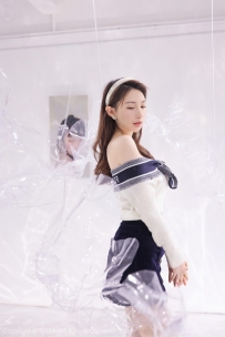 [IMiss爱蜜社]2022.10.09 VOL.704 Lynn刘奕宁[22+1P／170MB]